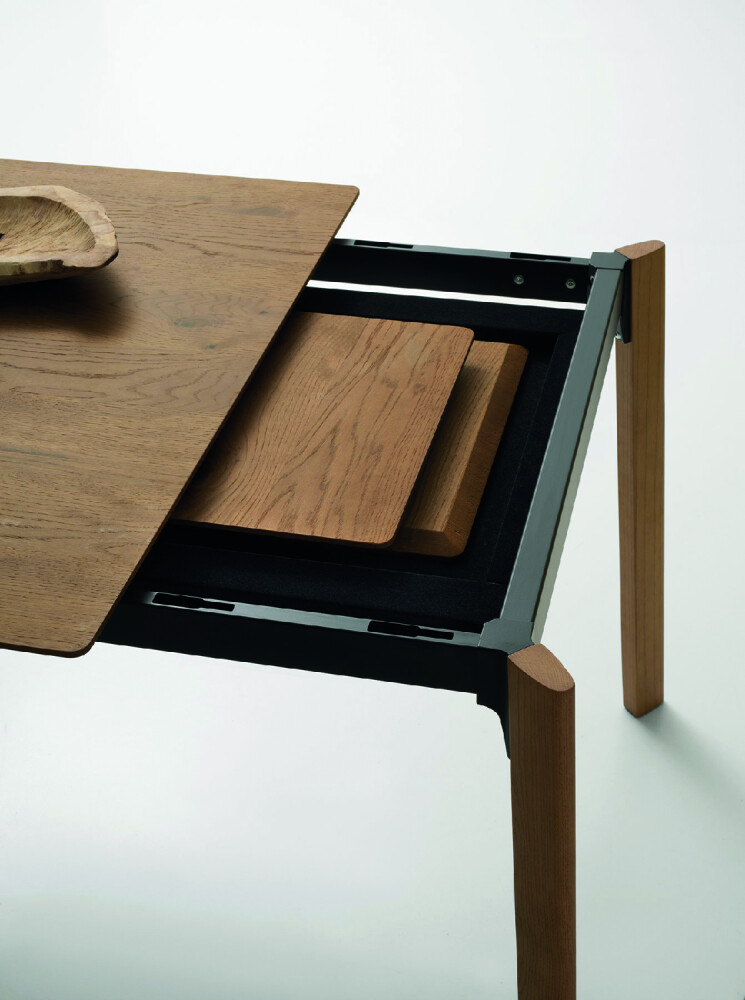 Tavoli più venduti - OTELLO - Tavolo allungabile con struttura in alluminio verniciato e piano in melaminico, laminato, vetro, fenix, legno o ceramica