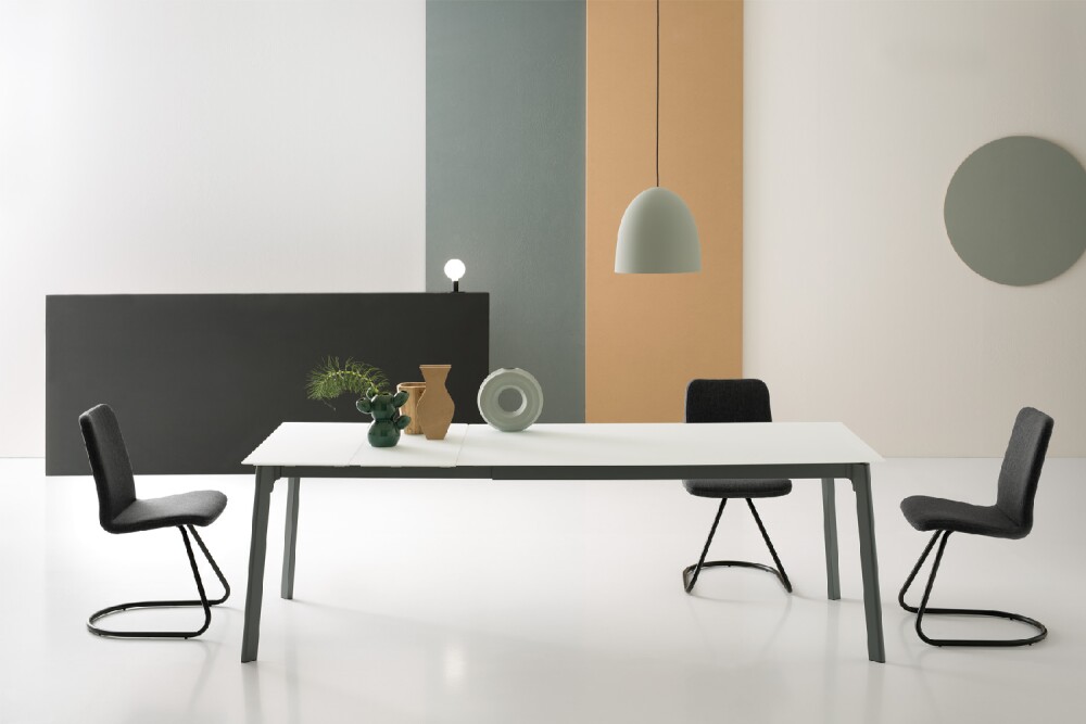 Tavoli più venduti - OTELLO - Tavolo allungabile con struttura in alluminio verniciato e piano in melaminico, laminato, vetro, fenix, legno o ceramica