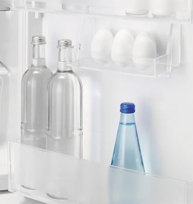 Frigorifero con congelatore da incasso Electrolux ENT6TE18S 600 cm. 54, h. 177, lt. 254 - dettaglio balconcini porta interna