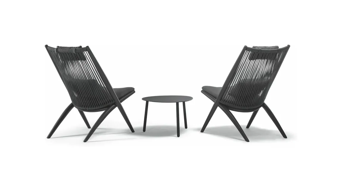 Two Grattoni Bahza Lounge armchairs with Grattoni ISLAND coffee table
