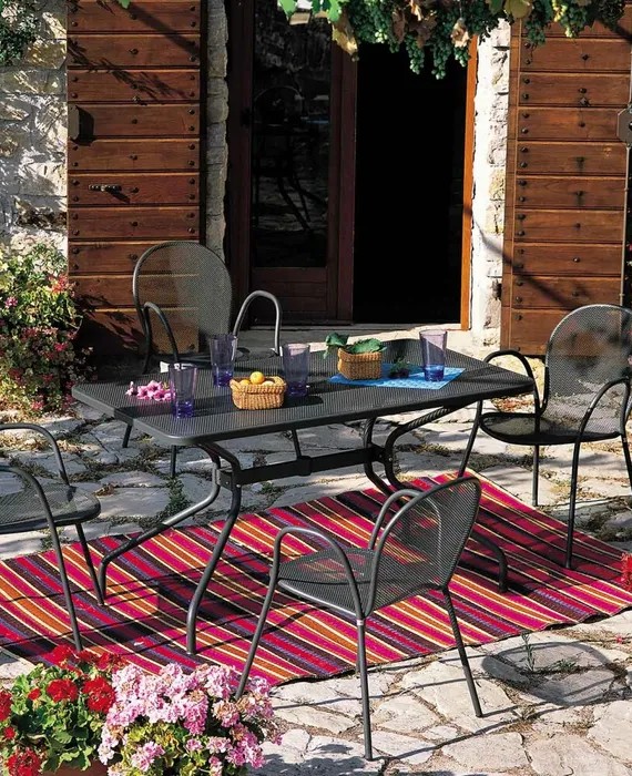 Emu CAMBI outdoor table - set, with hole for parasol and chairs from the same collection, black