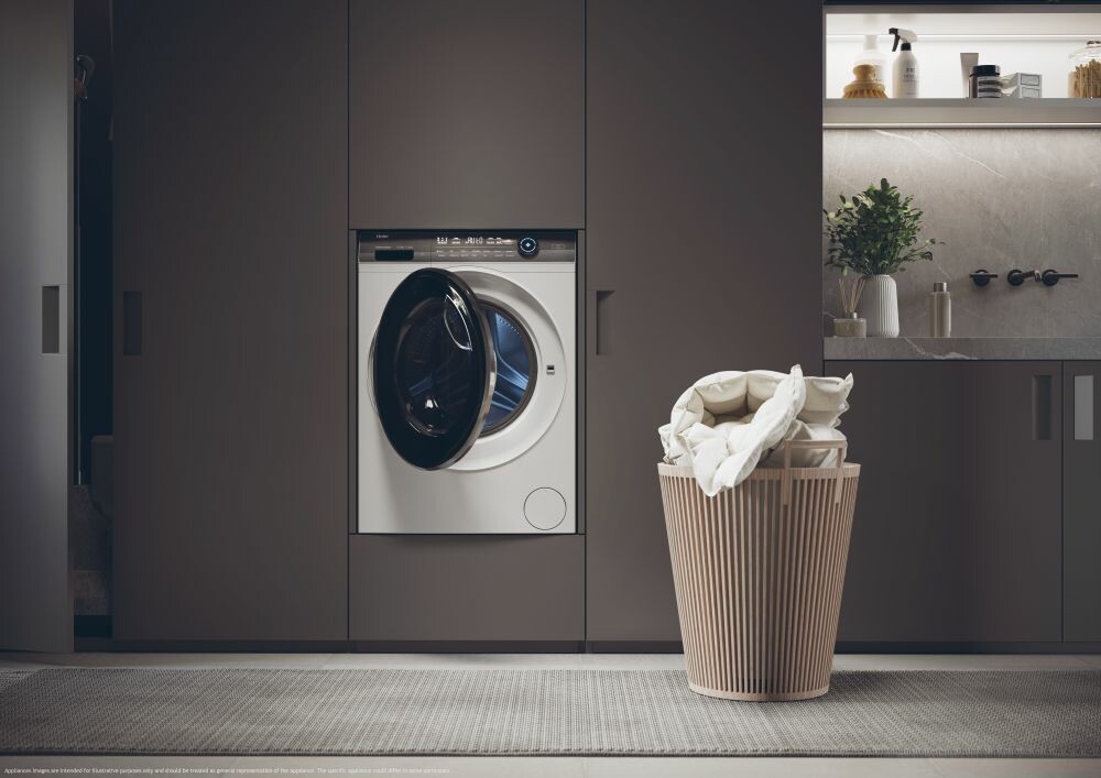 How to do laundry: Haier HW90B149IGIU1 I-Pro Series 7 Slim washing machine cm. 60 - depth cm. 44 - capacity 9 kg - white
