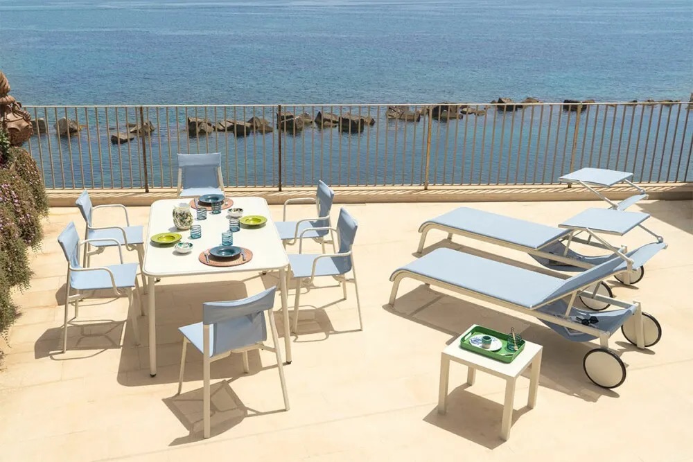 Emu YARD fixed or extendable outdoor table - set, white finish