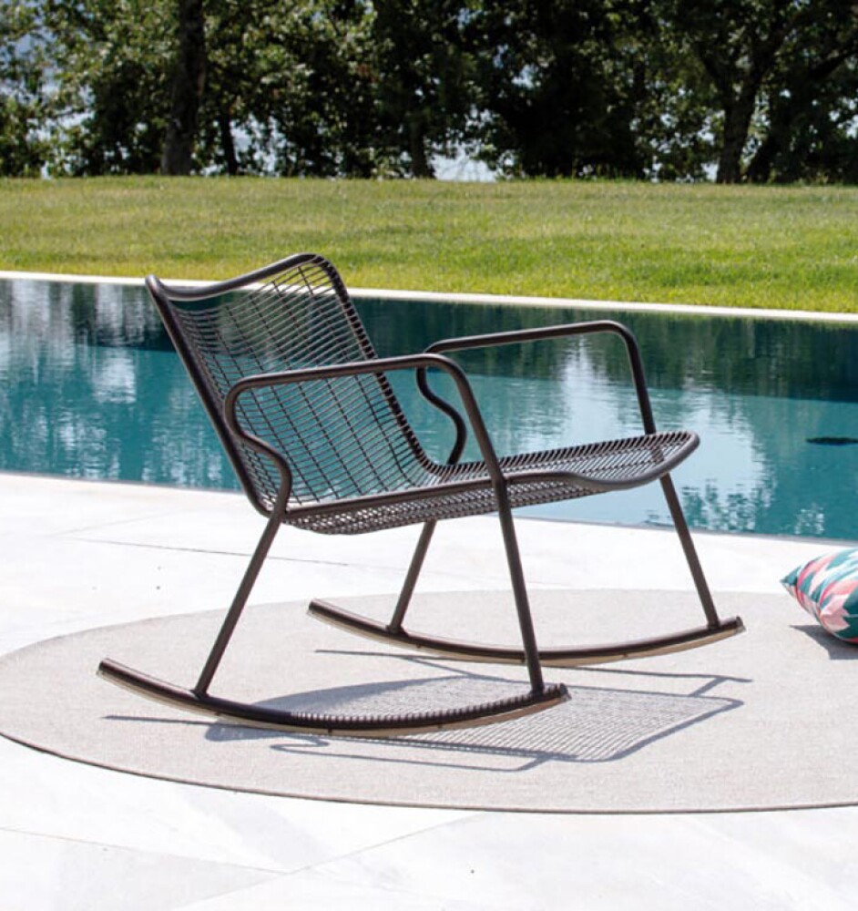 Roma Rocking armchair with lacquered metal structure - optional cushion