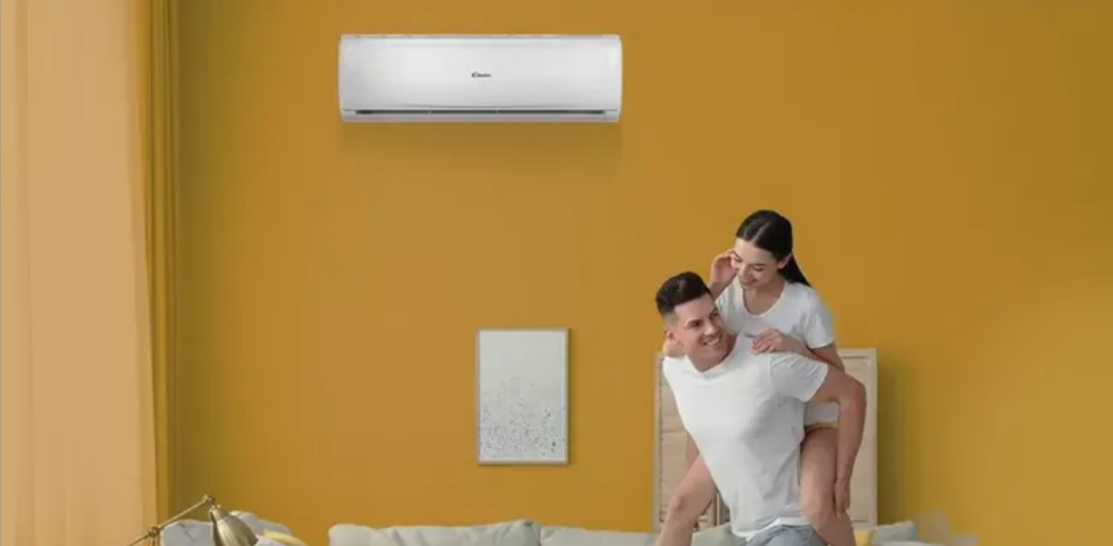 Candy CY-12BR Brezza - Fixed monosplit air conditioner with external unit, 60 dB, 12000 BTU/h, white